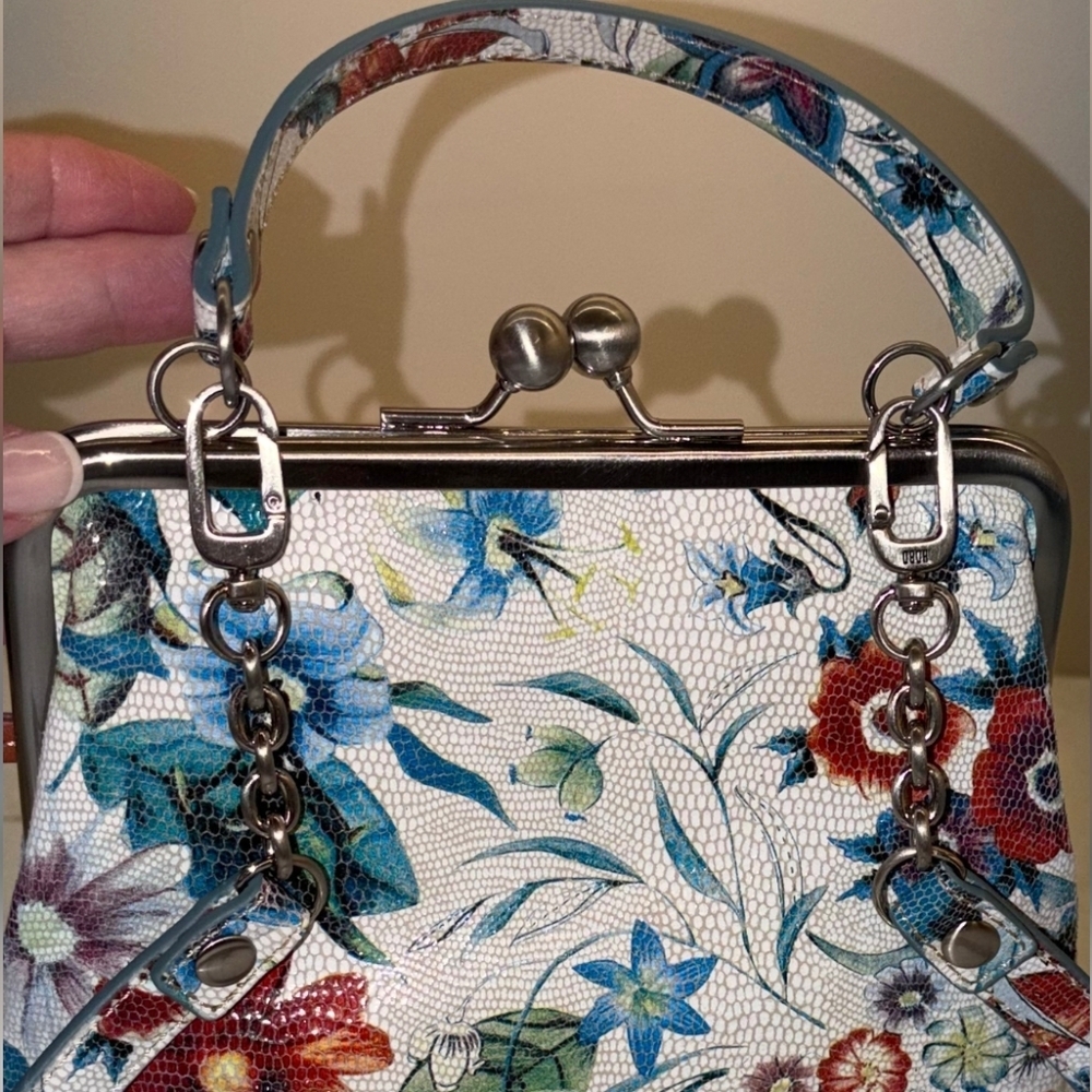 HOBO Floral Bag with Silver Accents. PRICED TO SELL - Picture 16 of 16